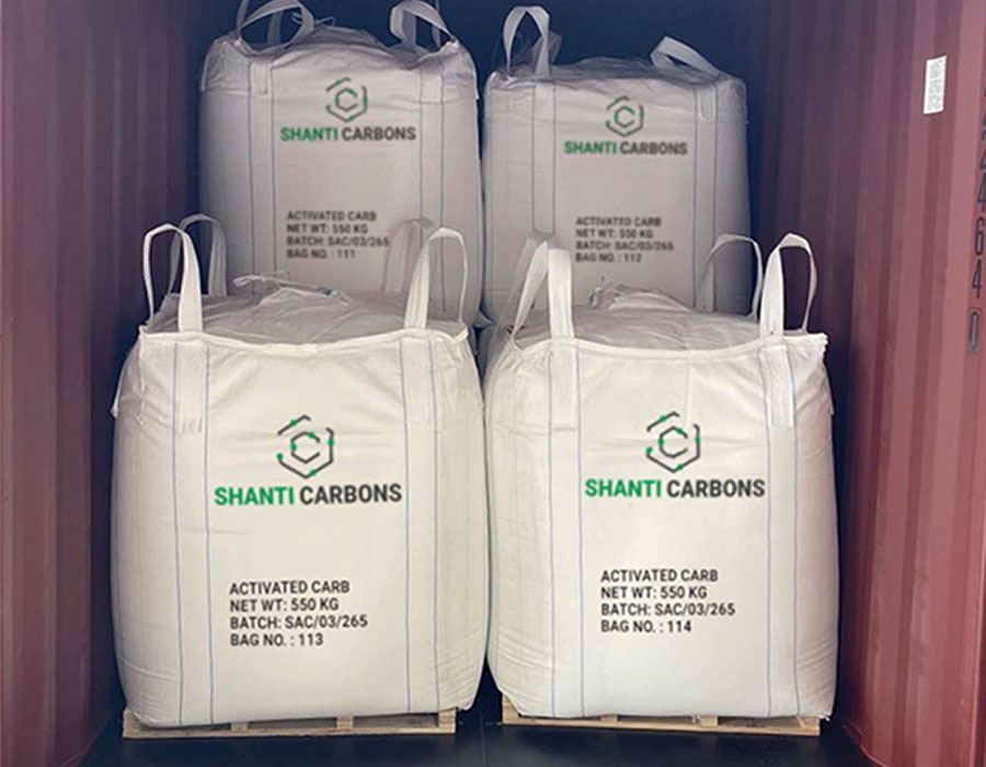 Shanti-Carbons-Cargo-Stuffing